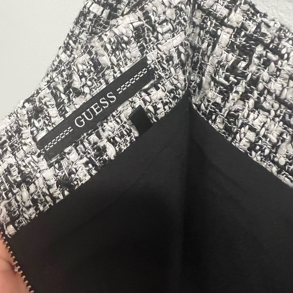 Like New GUESS Gaia Tweed Skirt with Buttons - Picture 7 of 9